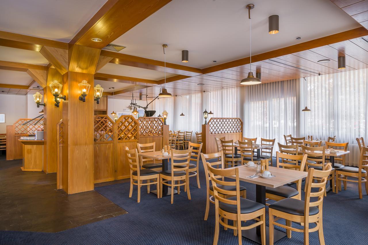 Hotel Strohgaeu Korntal Munchingen Bagian luar foto