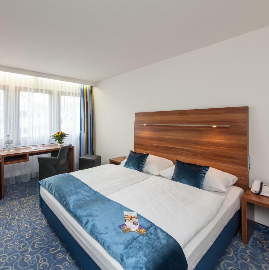 Hotel Strohgaeu Korntal Munchingen Bagian luar foto