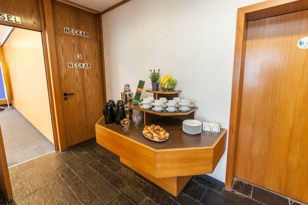 Hotel Strohgaeu Korntal Munchingen Bagian luar foto