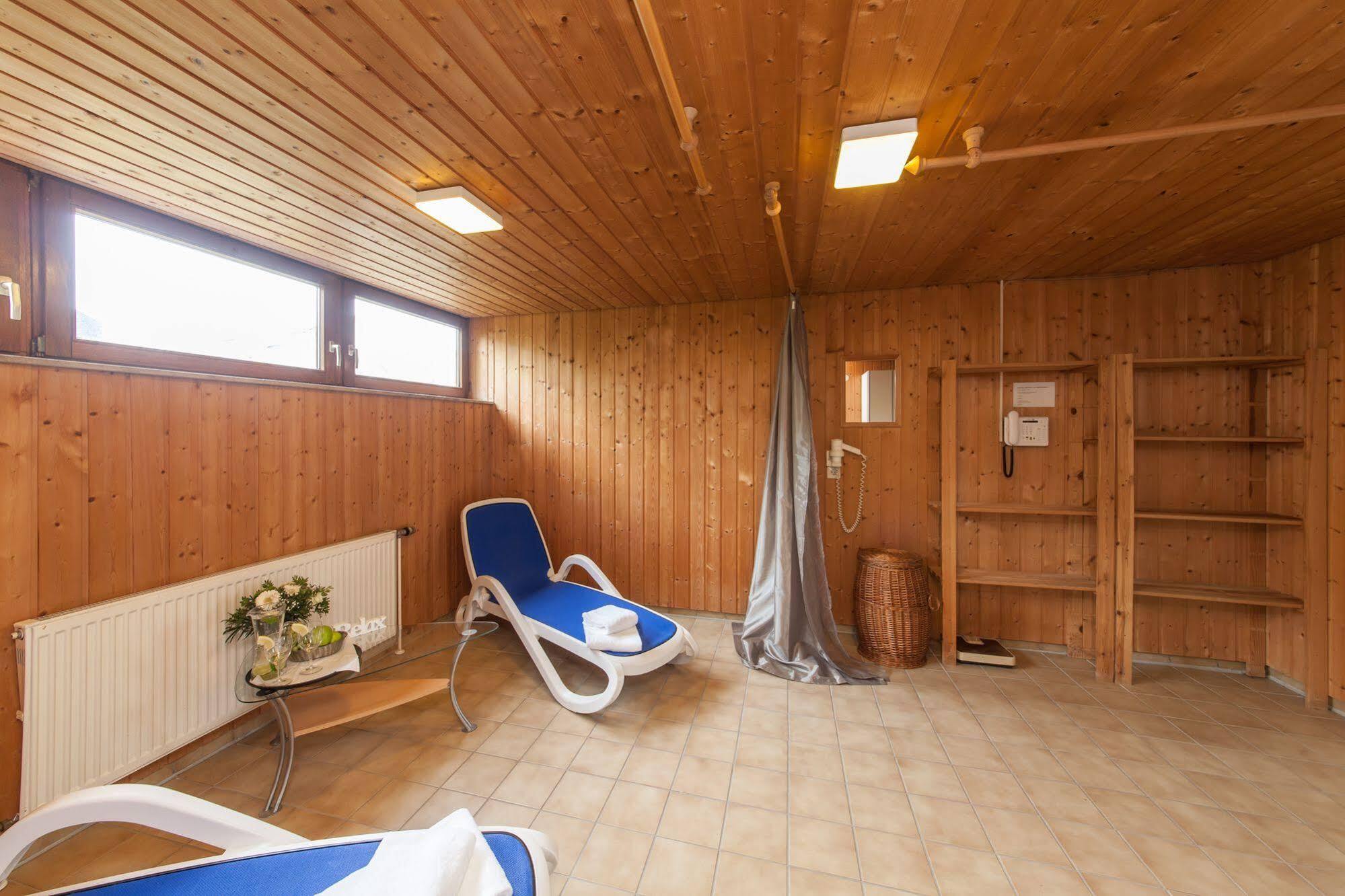Hotel Strohgaeu Korntal Munchingen Bagian luar foto